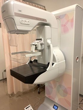 乳房X線装置（マンモグラフィ）写真